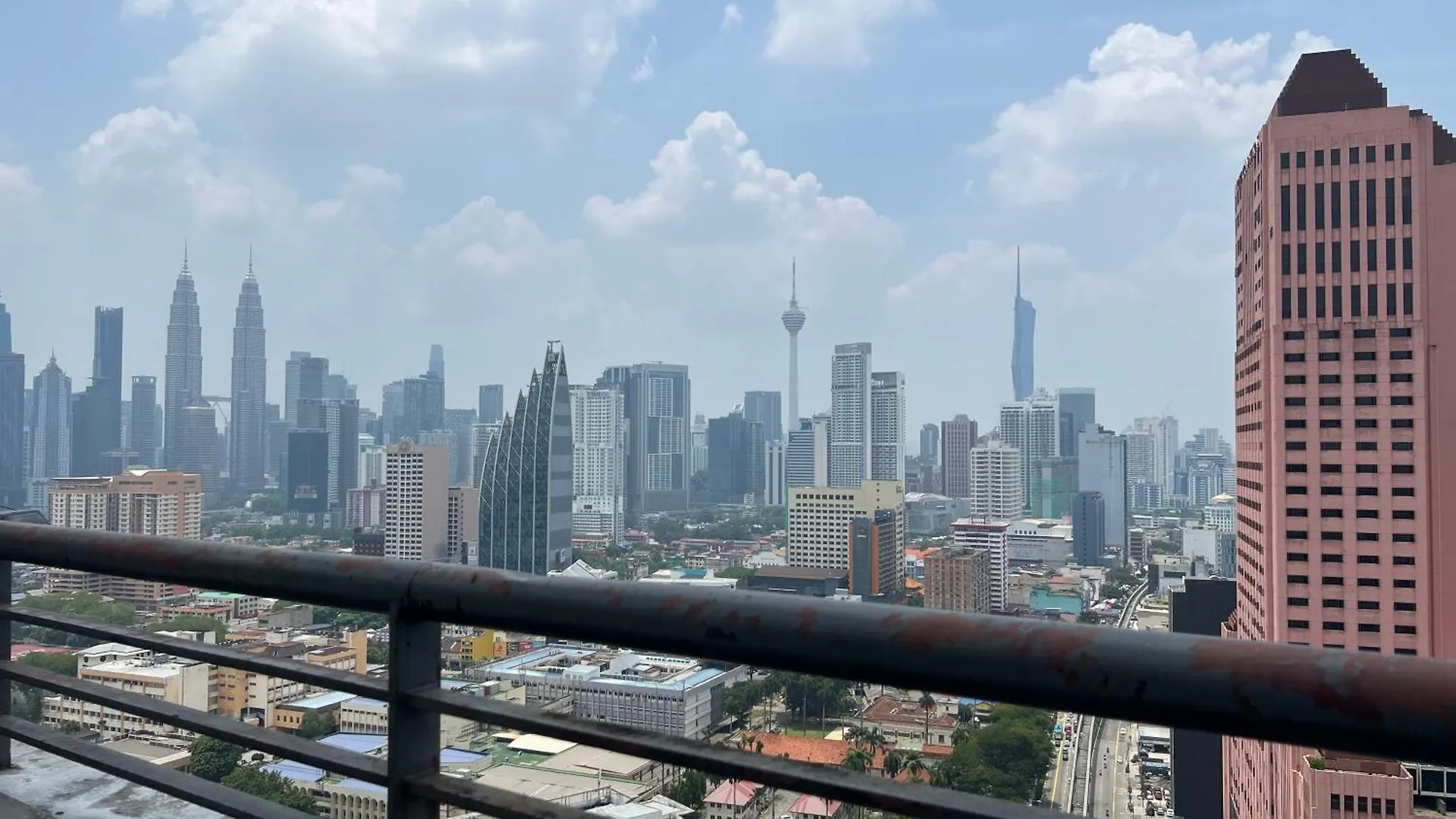 شقة Vue Residences Hkl Klcc View كوالالمبور